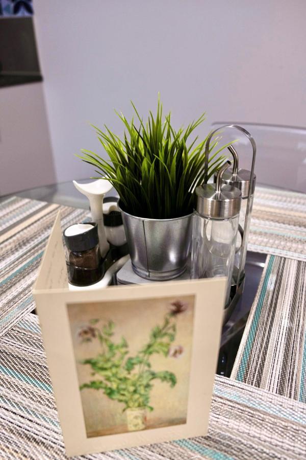 Little Garden View Appartement St Albans Buitenkant foto